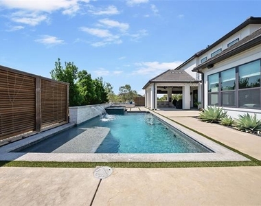7108 Calypso Lane - Photo Thumbnail 31