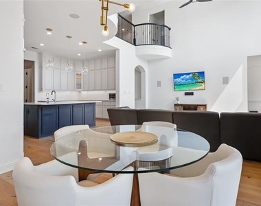 7108 Calypso Lane - Photo Thumbnail 14
