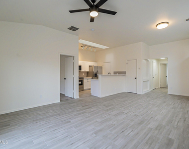6610 E University Drive - Photo Thumbnail 7