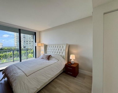 121 Ne 34th Street - Photo Thumbnail 7
