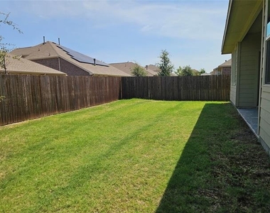 1216 Smoketree Lane - Photo Thumbnail 21