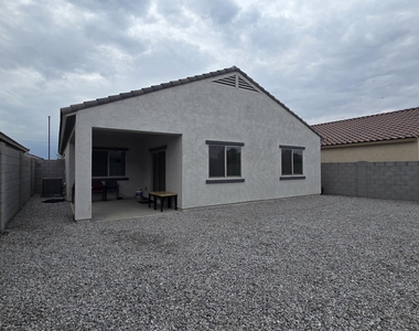 5074 S 251st Drive - Photo Thumbnail 27