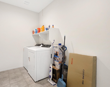 5074 S 251st Drive - Photo Thumbnail 11