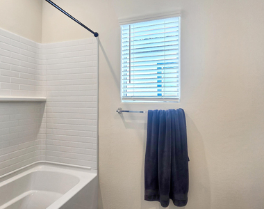 5074 S 251st Drive - Photo Thumbnail 8