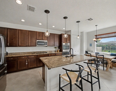 11316 Sw Barton Way - Photo Thumbnail 9