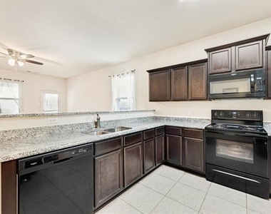 6325 Verdon Gorge Drive - Photo Thumbnail 14