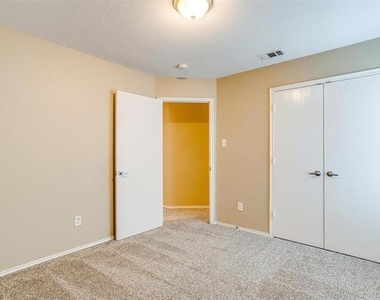 1205 Kielder Circle - Photo Thumbnail 19