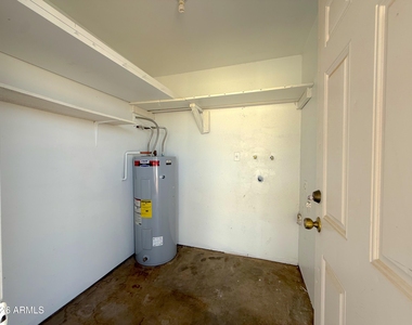 522 E 9th Avenue - Photo Thumbnail 13