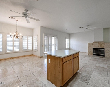 11173 N 89th Street - Photo Thumbnail 12