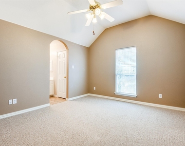 5636 Country View Lane - Photo Thumbnail 29