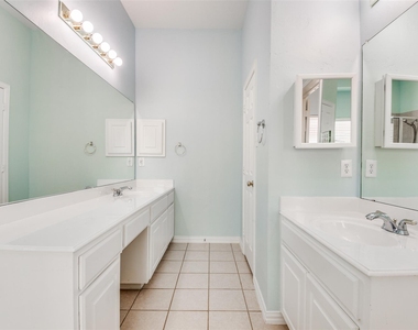 5636 Country View Lane - Photo Thumbnail 19