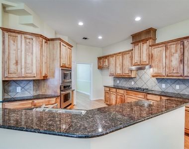 5636 Country View Lane - Photo Thumbnail 12