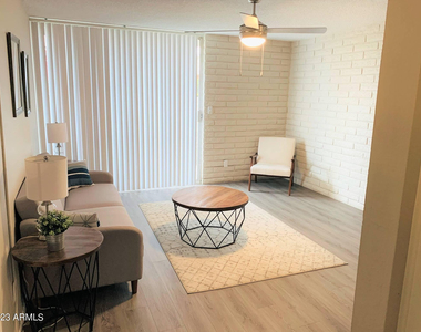 6545 N 19th Avenue - Photo Thumbnail 1