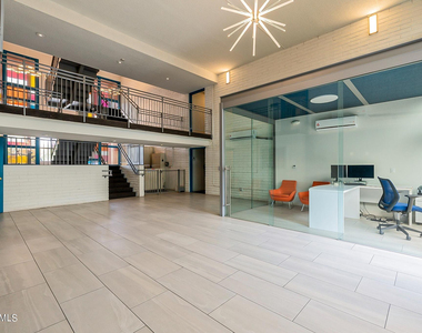 6545 N 19th Avenue - Photo Thumbnail 7
