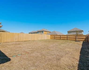 3622 Judges Drive - Photo Thumbnail 17