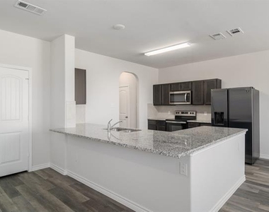 3622 Judges Drive - Photo Thumbnail 6