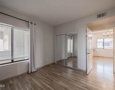 4200 N 82nd Street - Photo Thumbnail 17