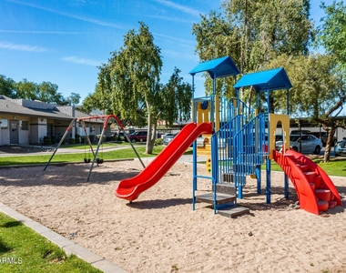 1630 E Baseline Road - Photo Thumbnail 9