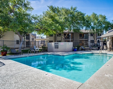 1630 E Baseline Road - Photo Thumbnail 10
