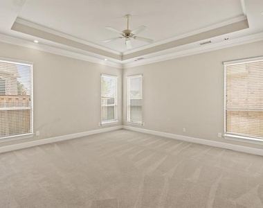 3240 Forestbrook Drive - Photo Thumbnail 3
