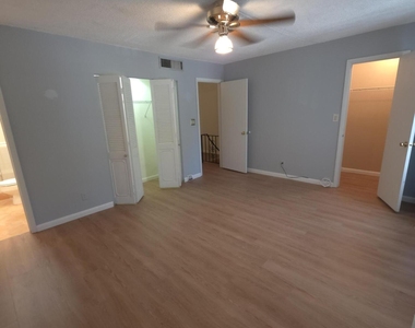 1001 Three Islands Boulevard - Photo Thumbnail 12