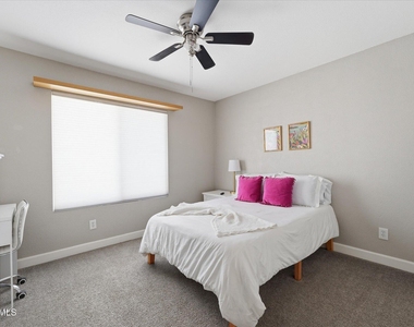 932 W Julie Drive - Photo Thumbnail 27