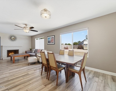 932 W Julie Drive - Photo Thumbnail 17