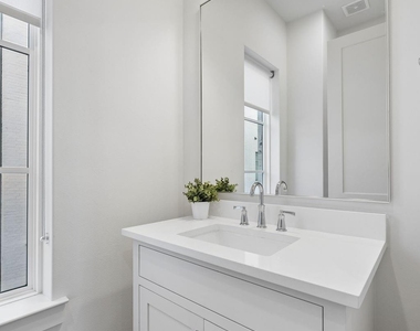 2715 Kimsey Drive - Photo Thumbnail 25
