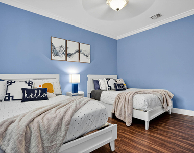 1705 Ne 11th Street - Photo Thumbnail 13