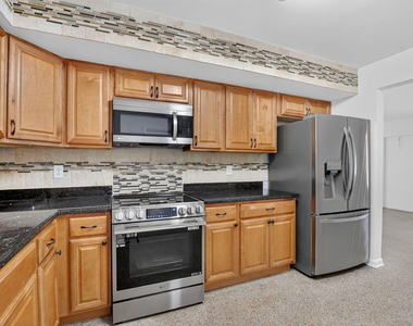 3398 Ne 5th Avenue - Photo Thumbnail 10