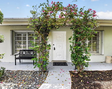 3398 Ne 5th Avenue - Photo Thumbnail 4