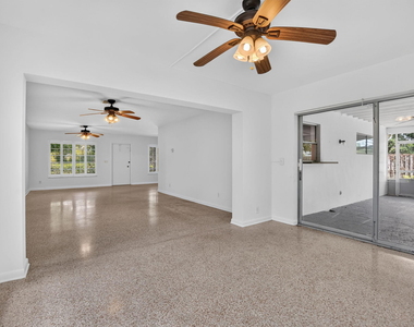 3398 Ne 5th Avenue - Photo Thumbnail 17