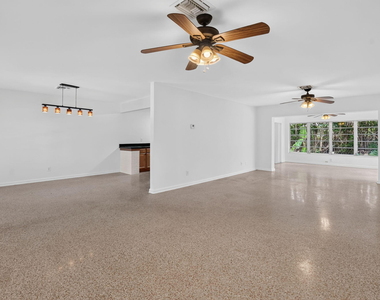 3398 Ne 5th Avenue - Photo Thumbnail 13
