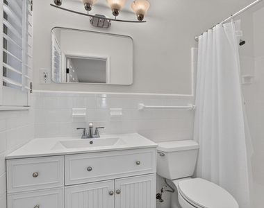 3398 Ne 5th Avenue - Photo Thumbnail 26