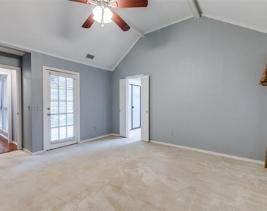 18612 Park Grove Lane - Photo Thumbnail 4