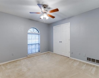 18612 Park Grove Lane - Photo Thumbnail 16