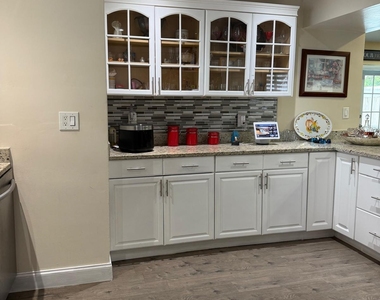 1836 Baythorne Road - Photo Thumbnail 8