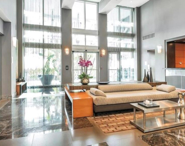 9401 Collins Avenue - Photo Thumbnail 1