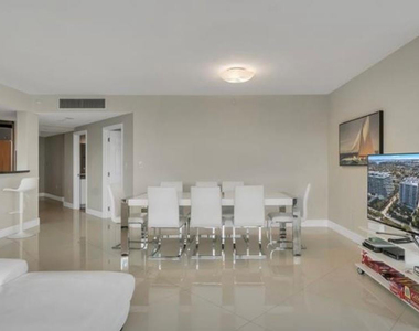 9401 Collins Avenue - Photo Thumbnail 18