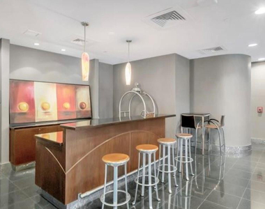 9401 Collins Avenue - Photo Thumbnail 2