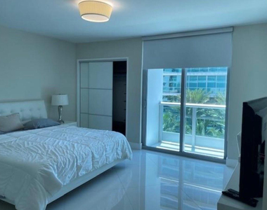 9401 Collins Avenue - Photo Thumbnail 7