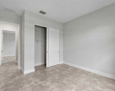 5223 Liberty Lane - Photo Thumbnail 23