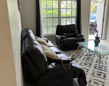 806 Nw 1st Street - Photo Thumbnail 11