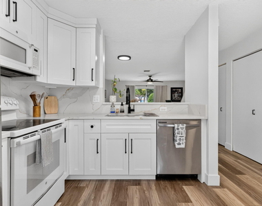 9899 Kamena Circle - Photo Thumbnail 2