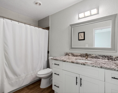 227 N M Street - Photo Thumbnail 19