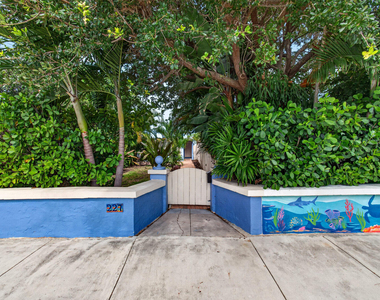 227 N M Street - Photo Thumbnail 33