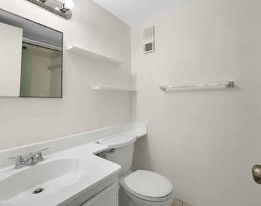 3940 Inverrary Boulevard - Photo Thumbnail 17