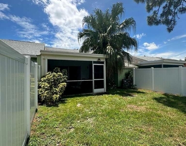 134 Oakwood Drive - Photo Thumbnail 15