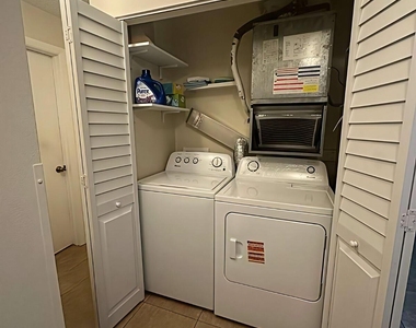 134 Oakwood Drive - Photo Thumbnail 12