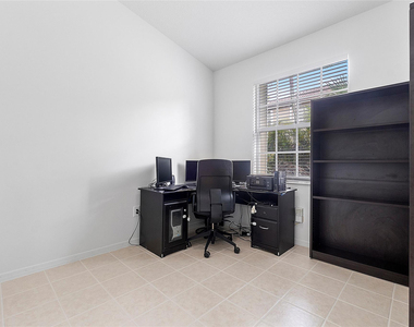 5385 Nw 124th Way - Photo Thumbnail 8